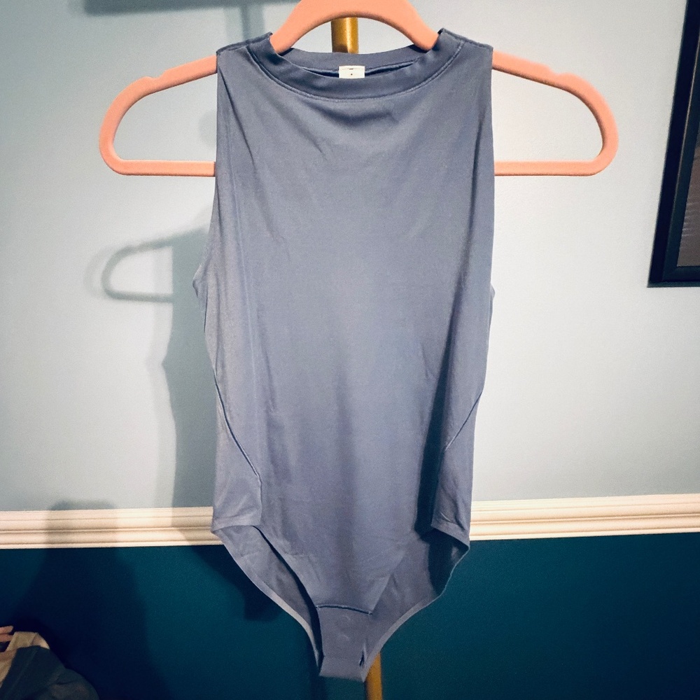 NWT‎ lululemon Nulu High-Neck Sleeveless Bodysuit | Size XS - Oasis Blue - Picture 3 of 6